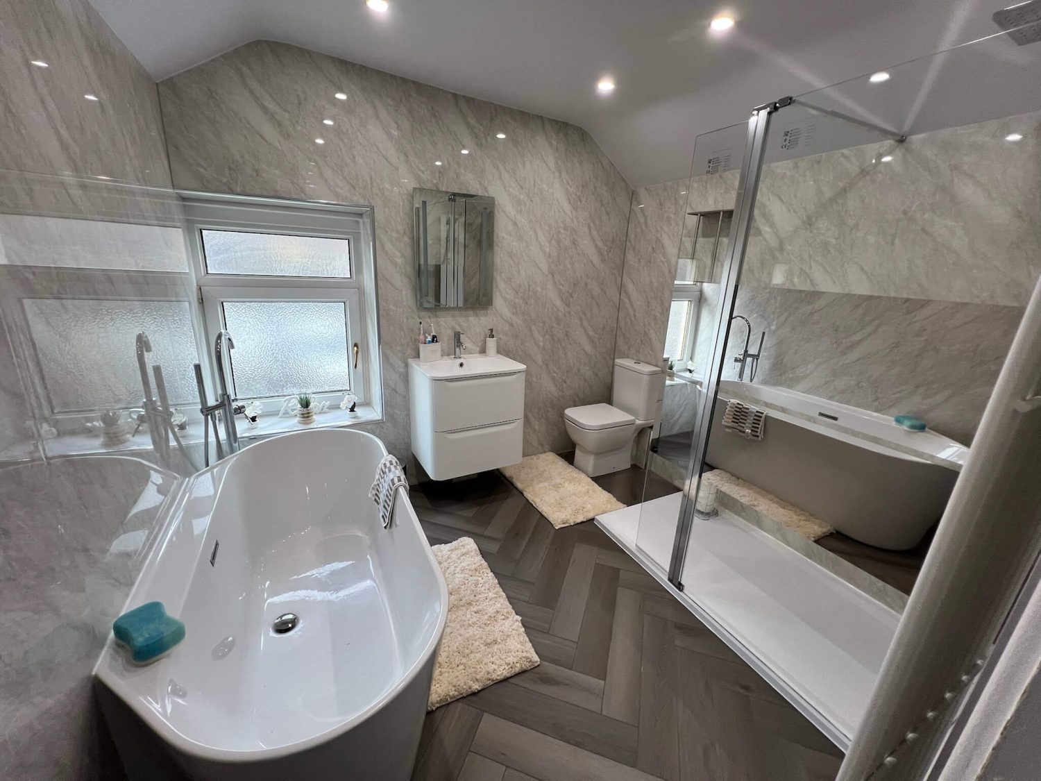 Classic elegance bathroom